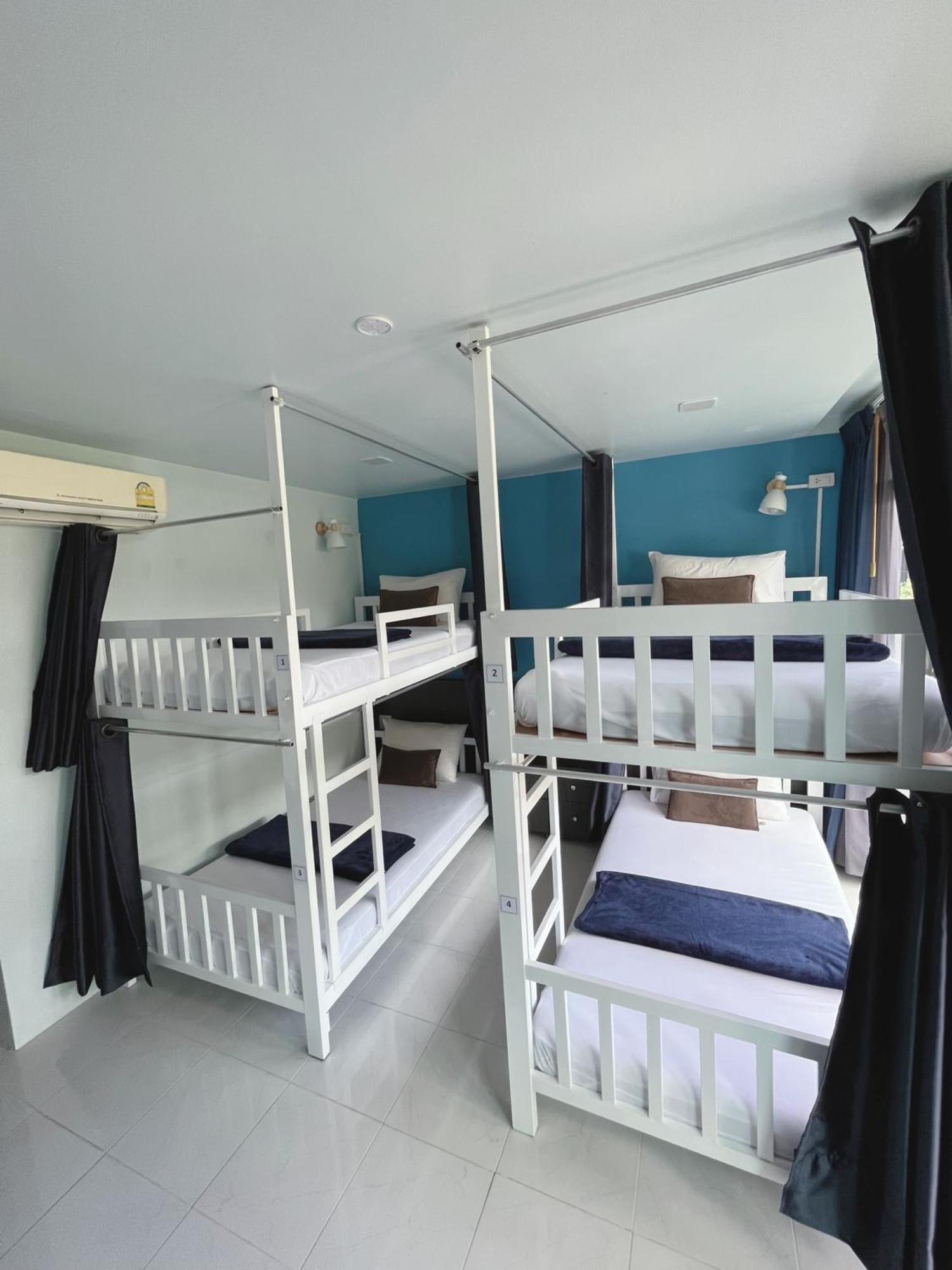 Dee Dee Sea Front Hostal *