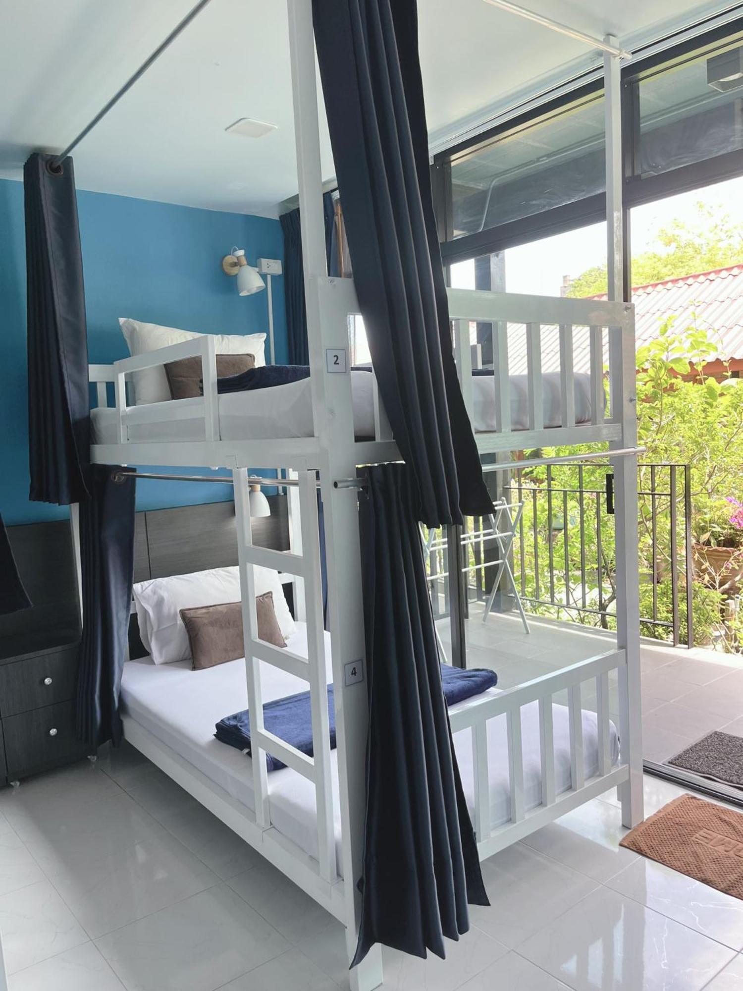 Dee Dee Sea Front Auberge de jeunesse